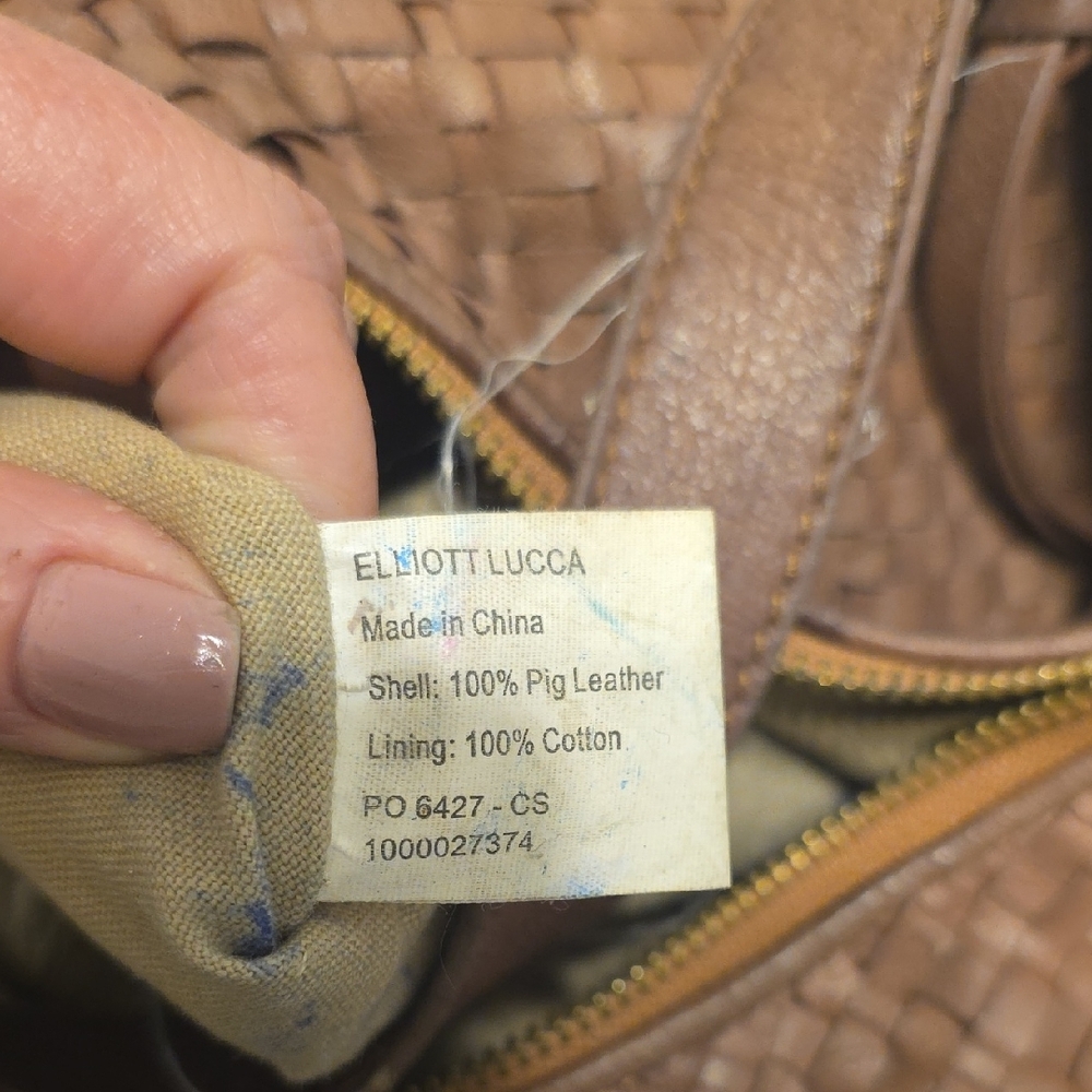 Elegant Tan Woven Leather Hobo Bag - Picture 3 of 11